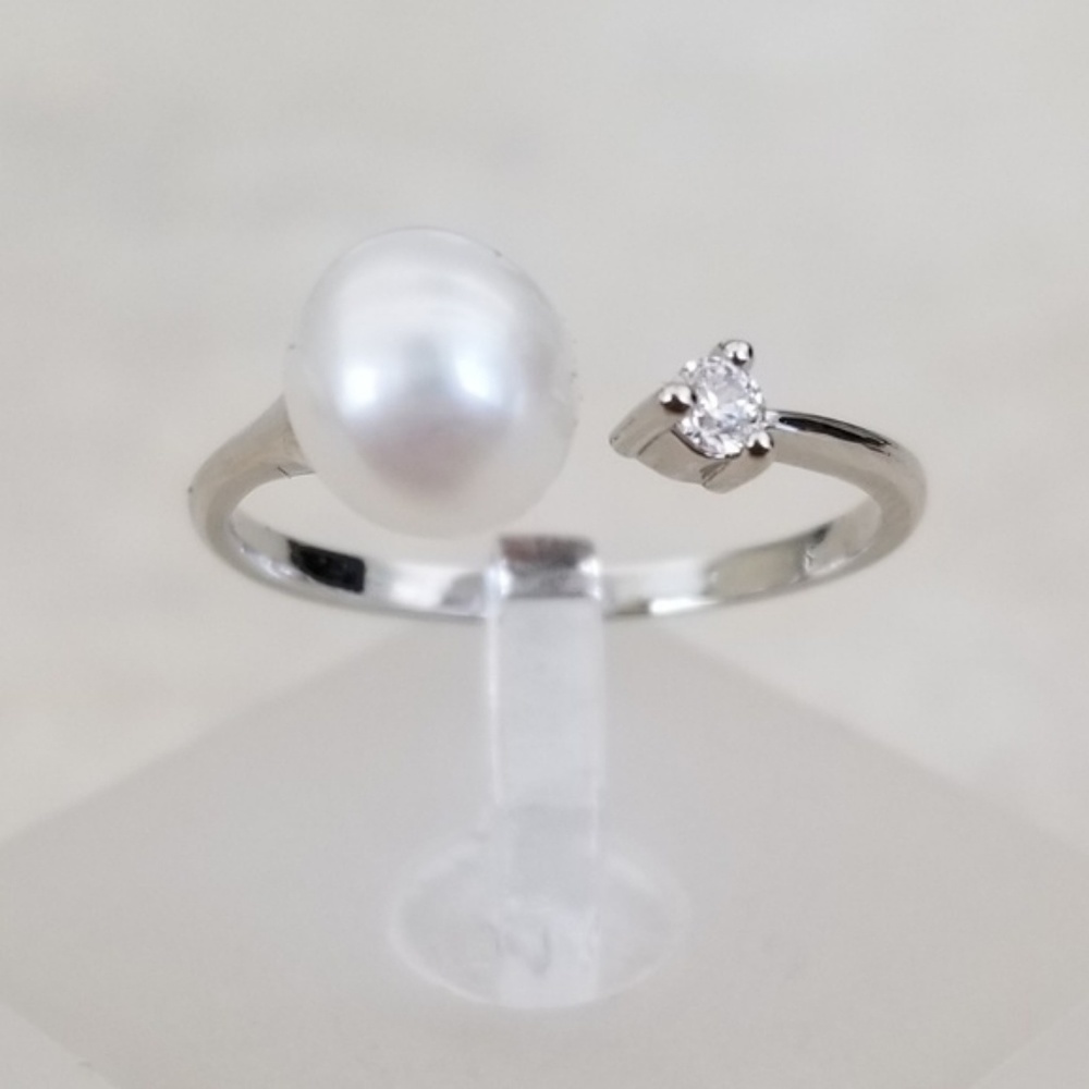 8mm Freshwater White Pearl Open Design Ring